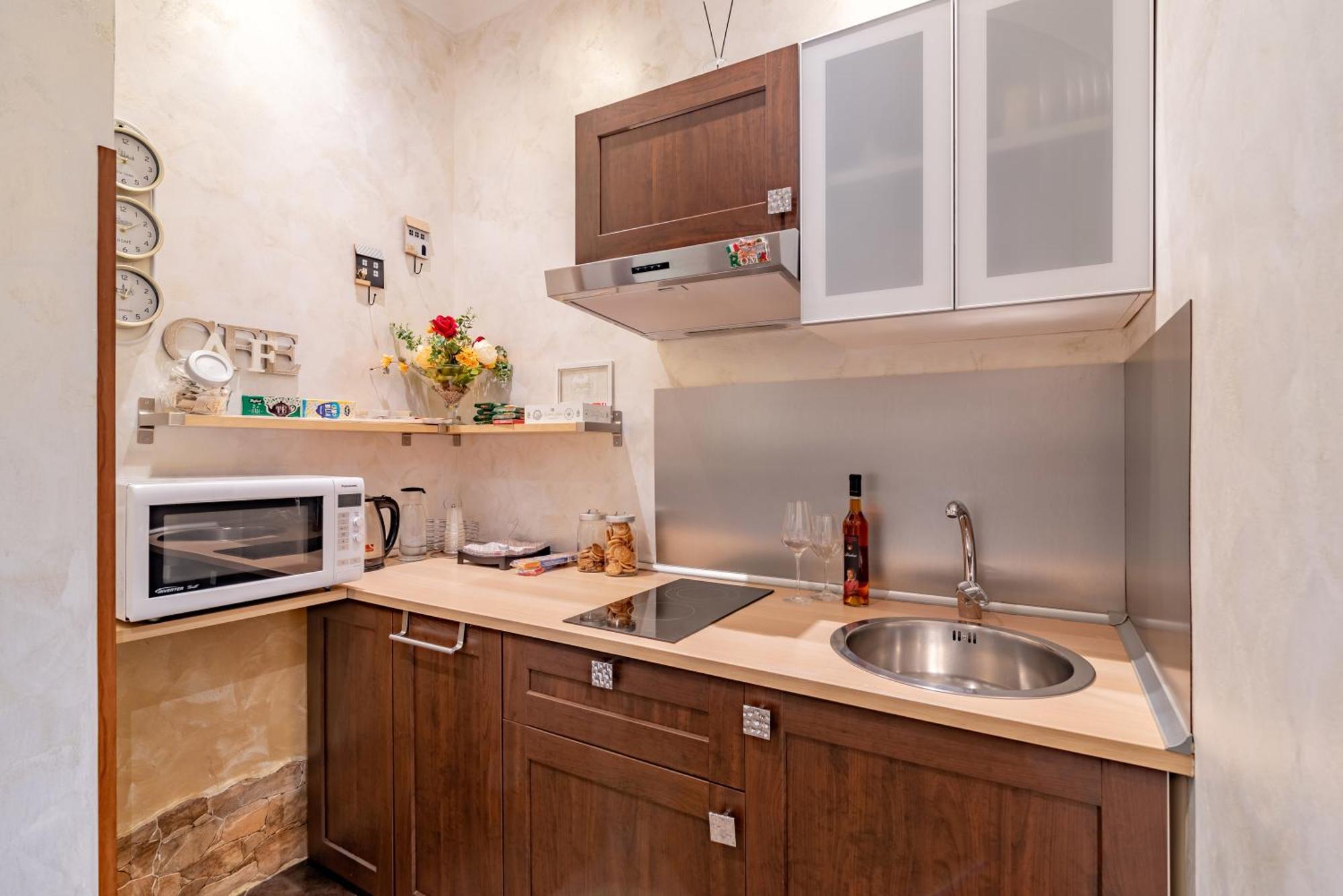 Alis Laura Guest House - 150M From Piazza Bologna Metro And 10 Minutes From The Colosseum Luaran gambar
